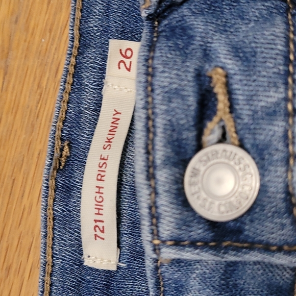 Levi 721 High-Rise skinny jeans - Picture 13 of 13